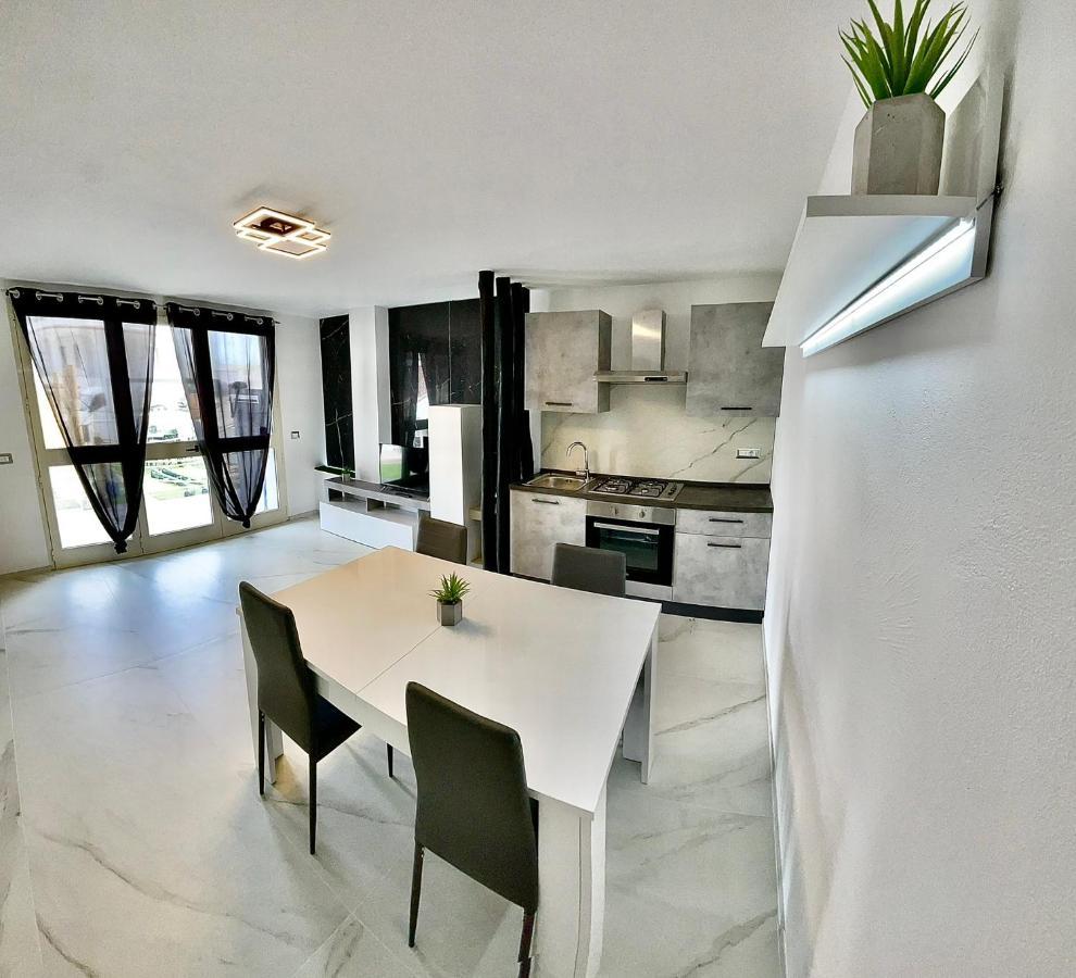 Bellavista Luxury Apartments لا كاليتا المظهر الخارجي الصورة